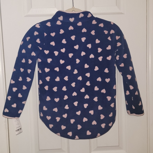 Girls Carter's heavy sweater. - Picture 2 of 4